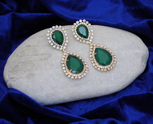 goldpolish emeral green and white earring-2463