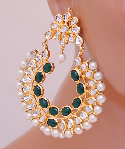 Goldpolish emeral green and white earring-2499