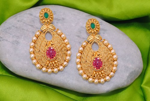 Golpdolish ruby red and green earring-2604