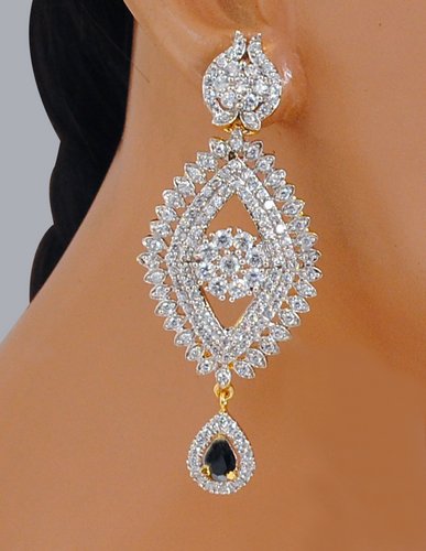 Goldpolish Black and white diamond earring-2682