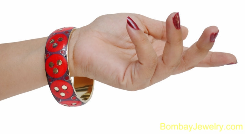 RED AND GOLDEN WOOD AND METAL FASHION BANGLE