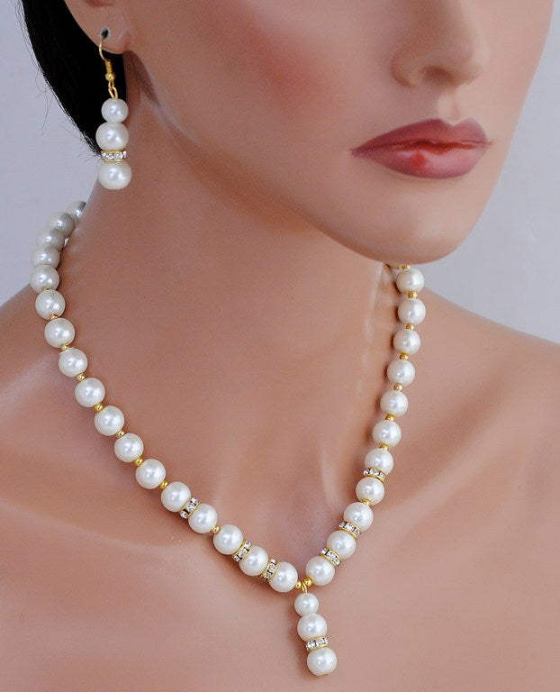 goldplated white pearl pendent set