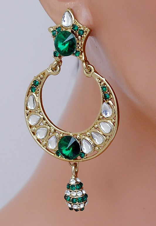Beautiful emeral green and white diamond and kundan earring