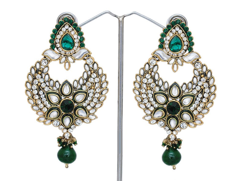 Beautiful emerald and white kundan earring