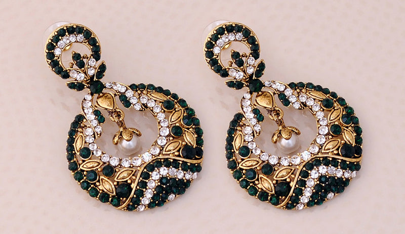 Gold polish dark green and white diamond earring-45