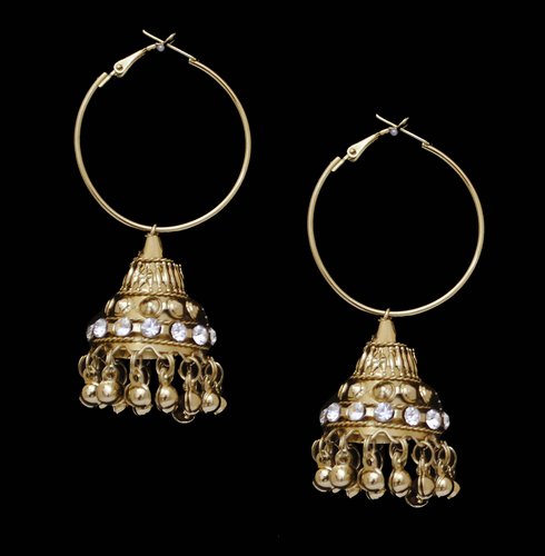 Goldpolish white earring-2475