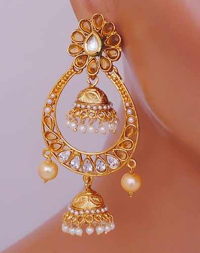 Goldpolish white earring-2534