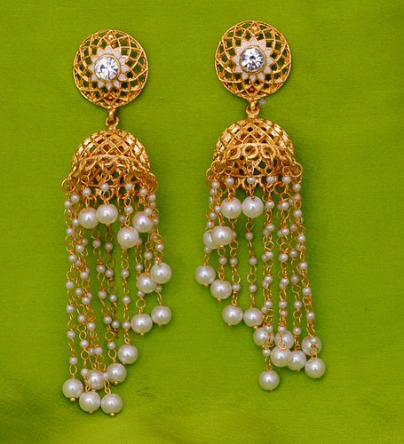 goldpolish white jhumi earring-2535