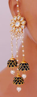 Goldpolish black and white jhumi earring-2579