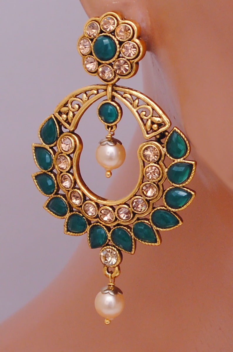 Godlpolish emerald green earring-2710