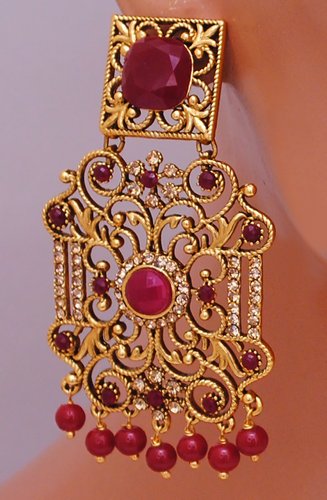 Goldpolish ruby red earring-2727