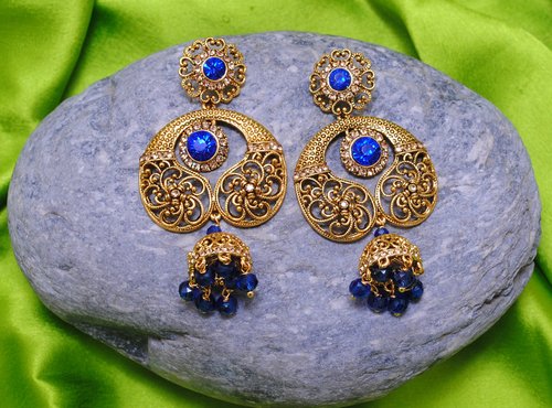 Goldpolish blue  earring-2733