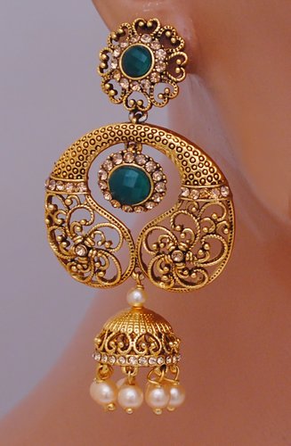Goldpolish emerald green earring-2736