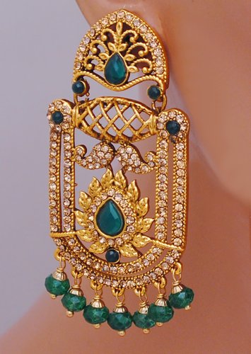 Goldpolish emerald green earring-2744