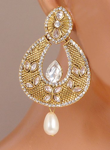 Goldpolish white earring-2785