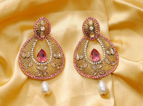 Goldpolish pink and white earring-2787