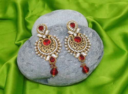 Goldpolish red and  white earring-2212