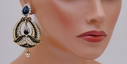 Goldpolish black and white earring-2239