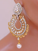 Goldpolish white earring-2254