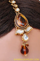 goldplated brown and white kundane arring, tikka