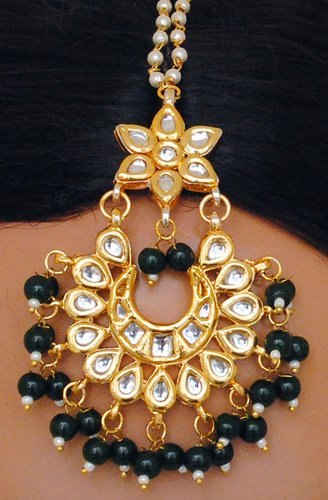 Goldpolish green and white kundan earring with tikka-1218