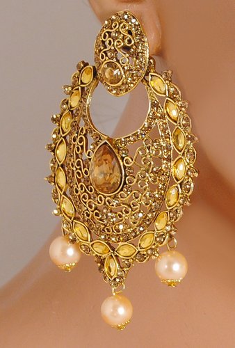 Goldpolish golden earring with tikka-1231