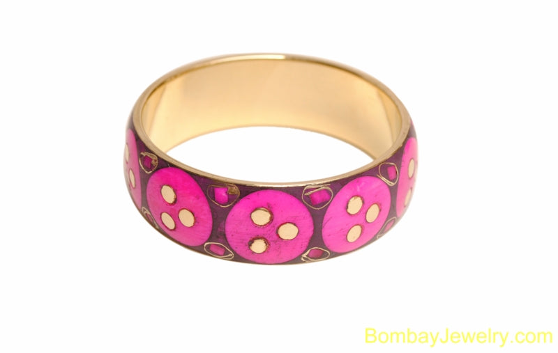 BLACK PINK AND GOLDEN WOOD AND METAL FASHION BANGLE