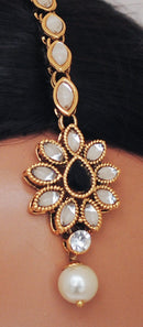 Goldpolish white kundan set-2114