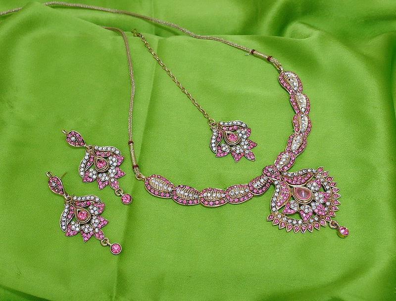 Goldpolish pink and white diamond set-1502
